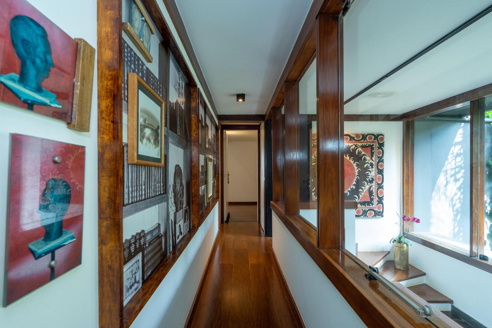 Linda Casa Em Rua Fechada Com Vista Proxima Ao Shopping Jardim