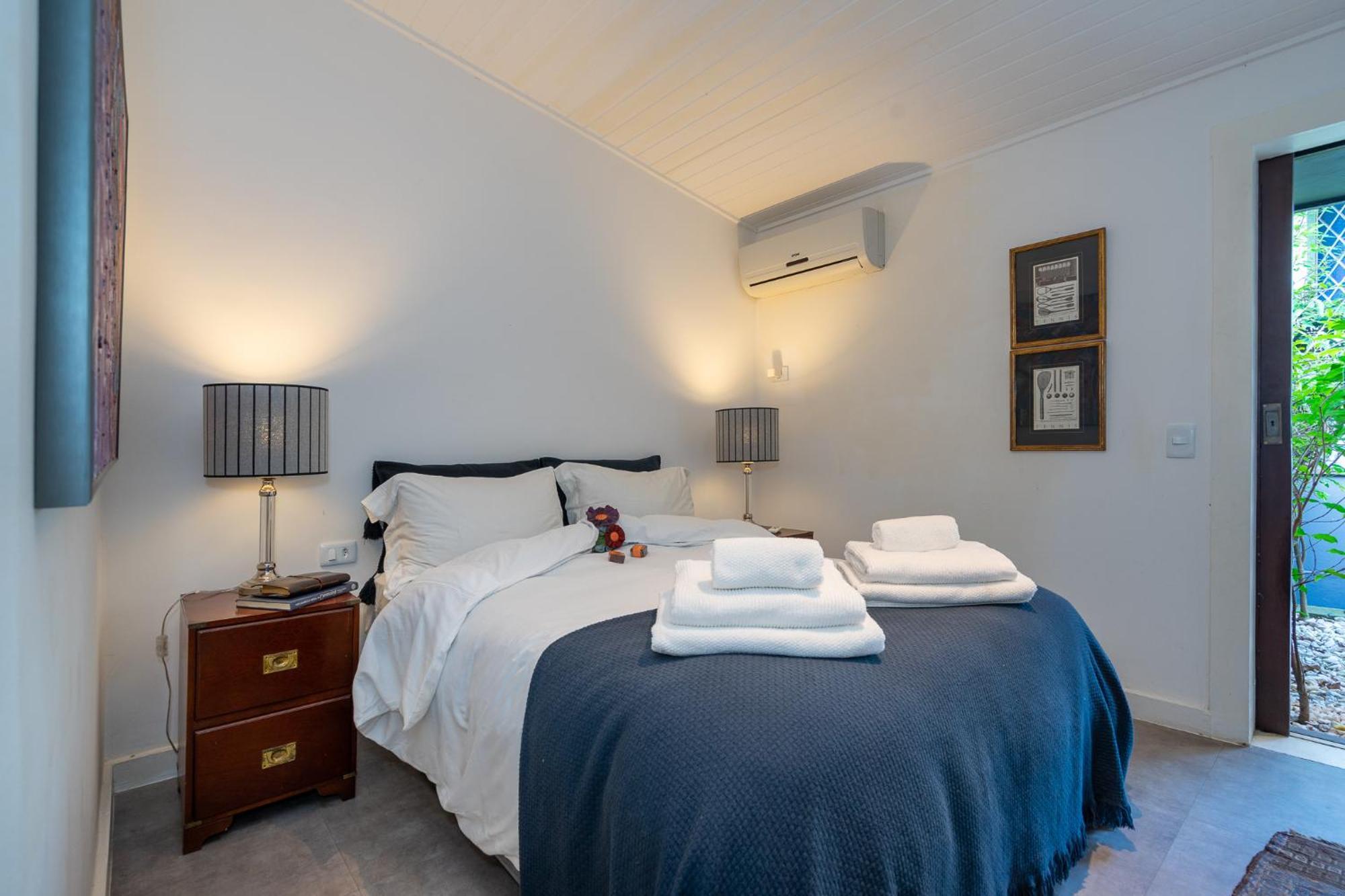 Villa Linda Casa Em Rua Fechada Com Vista Proxima Ao Shopping Jardim *