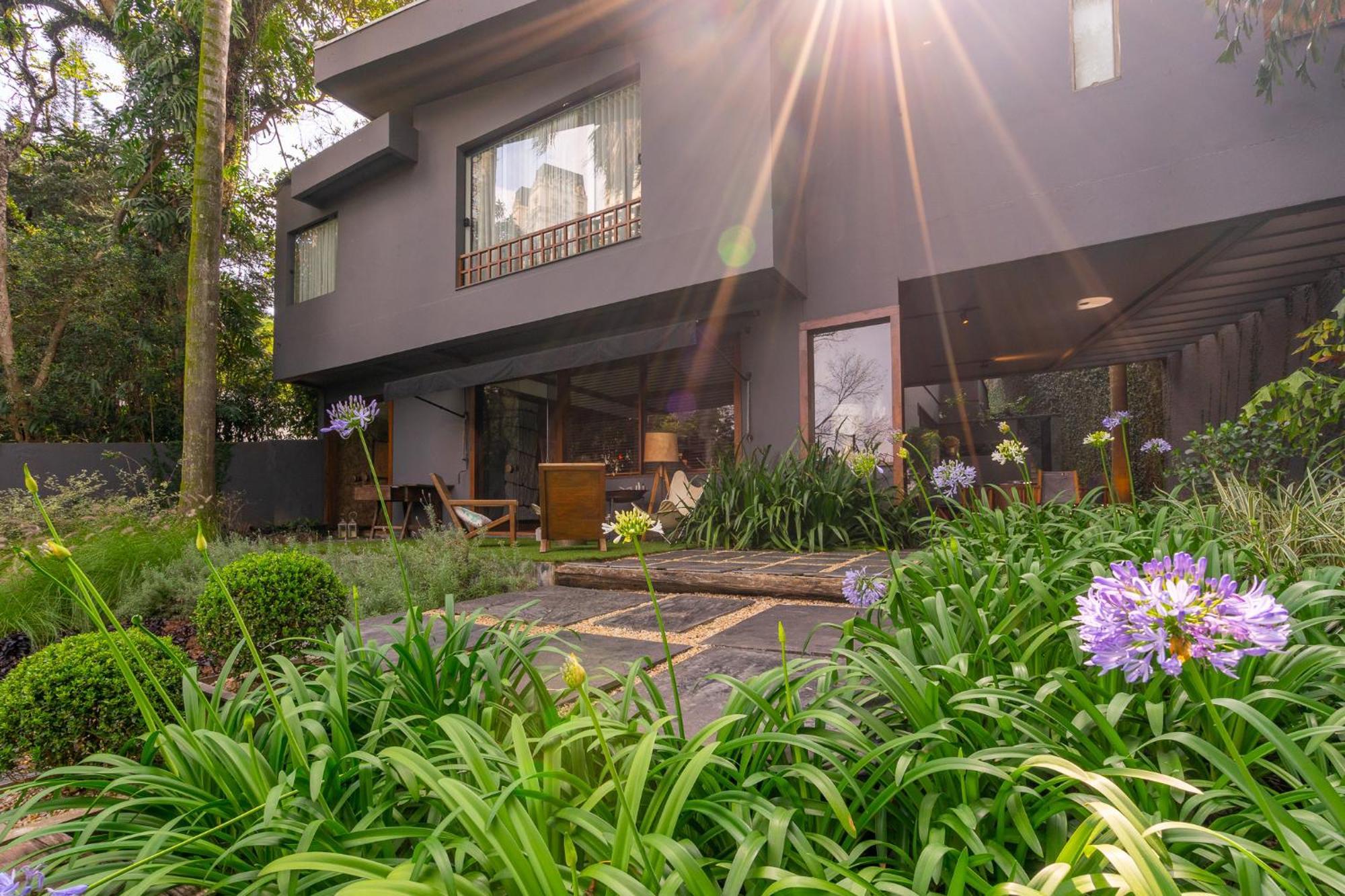 Villa Linda Casa Em Rua Fechada Com Vista Proxima Ao Shopping Jardim