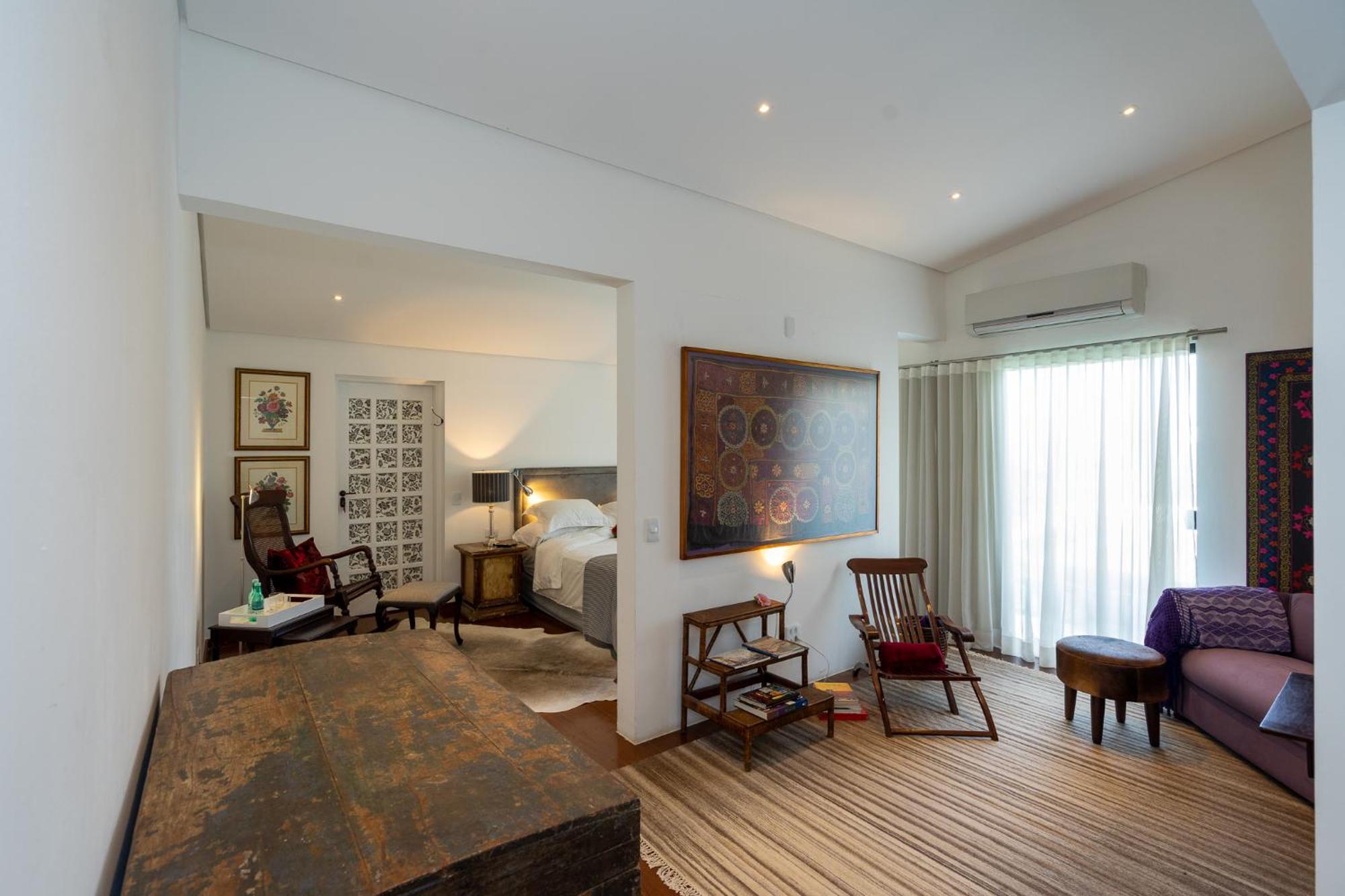 Linda Casa Em Rua Fechada Com Vista Proxima Ao Shopping Jardim Pousada